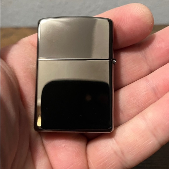 Dale Earnhardt jr. Zippo Silver Lighter with Flame Design/ NWOT!! - Picture 3 of 9